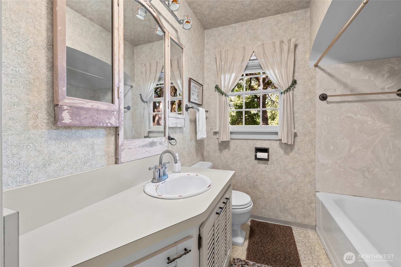 579 Se Ely Street Property Photo 19
