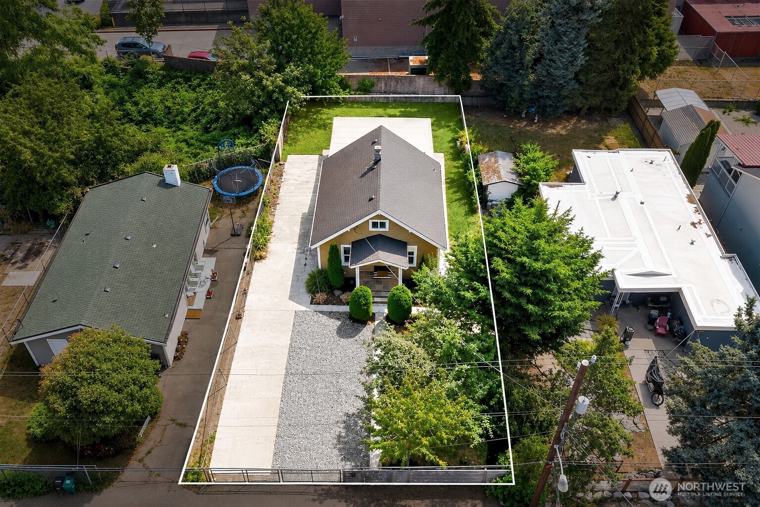 8632 45th Avenue Property Photo 1