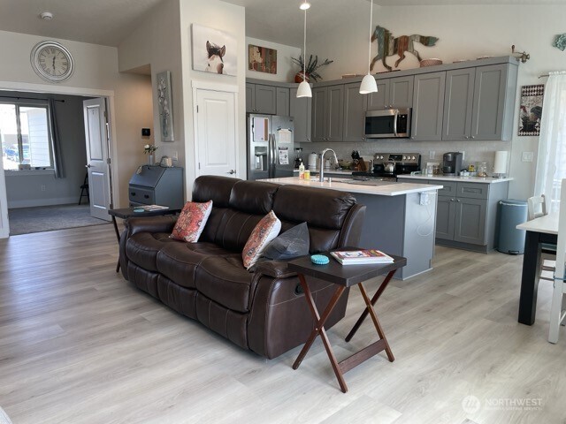 2552319 Property Photo 7
