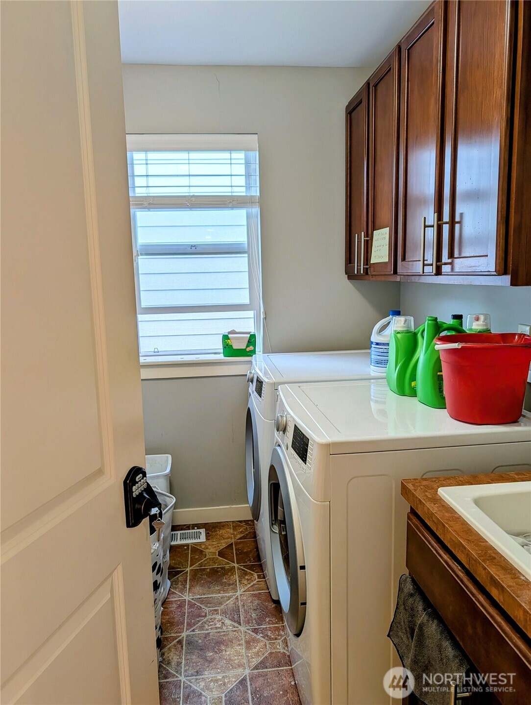 8420 155th Street Ct Property Photo 12