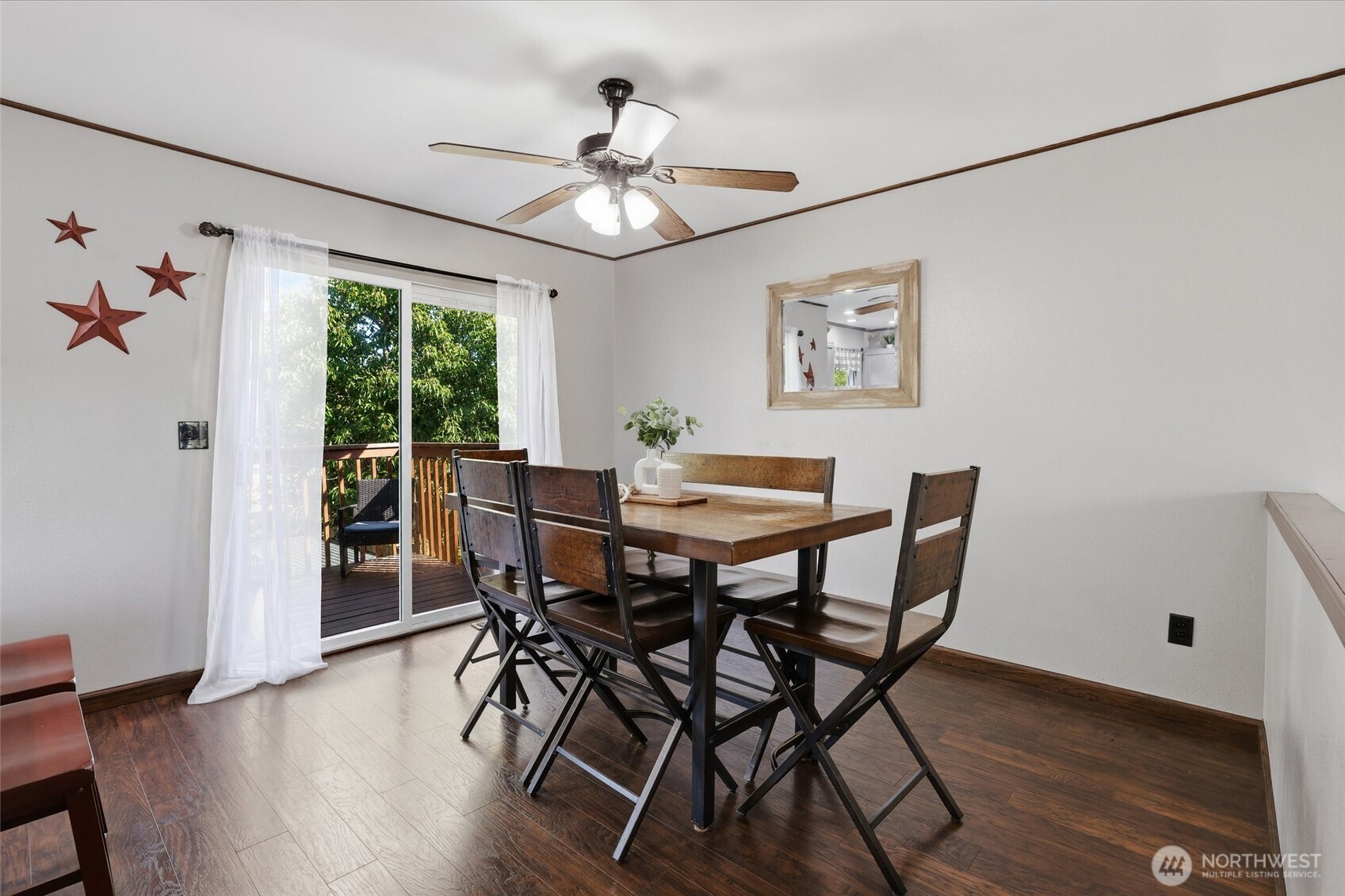 15374 Heintz Avenue Property Photo 11
