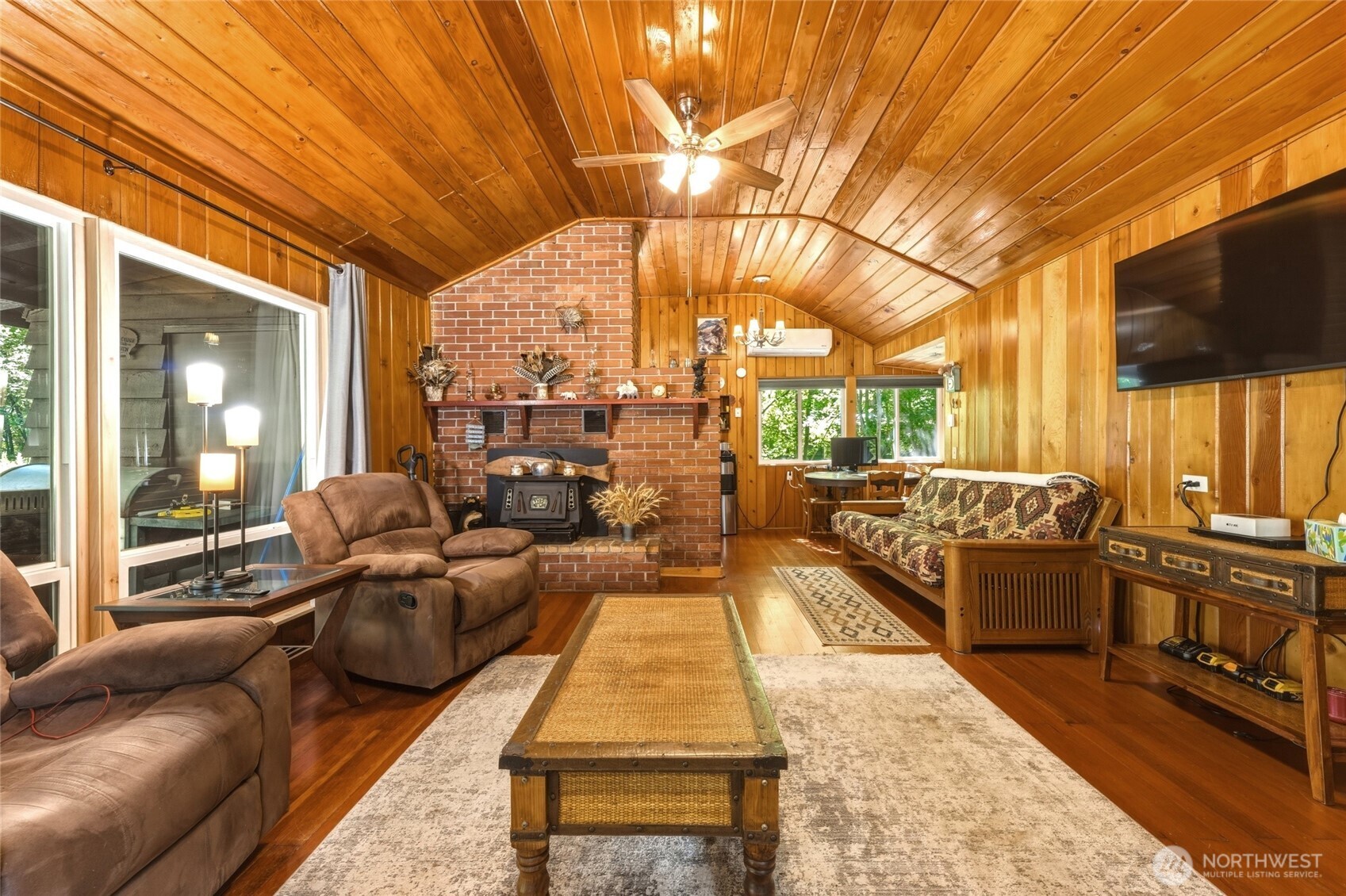 106 109 Mountain Home Park Lane Property Photo 6
