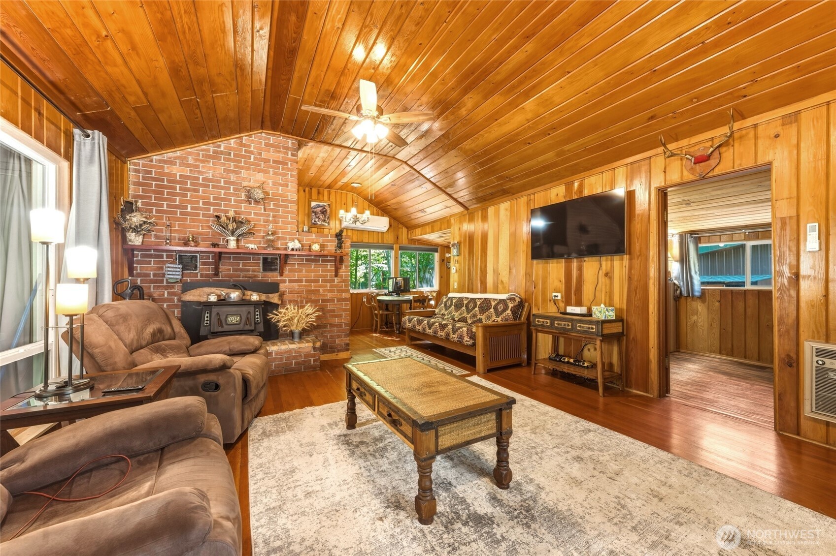 106 109 Mountain Home Park Lane Property Photo 7