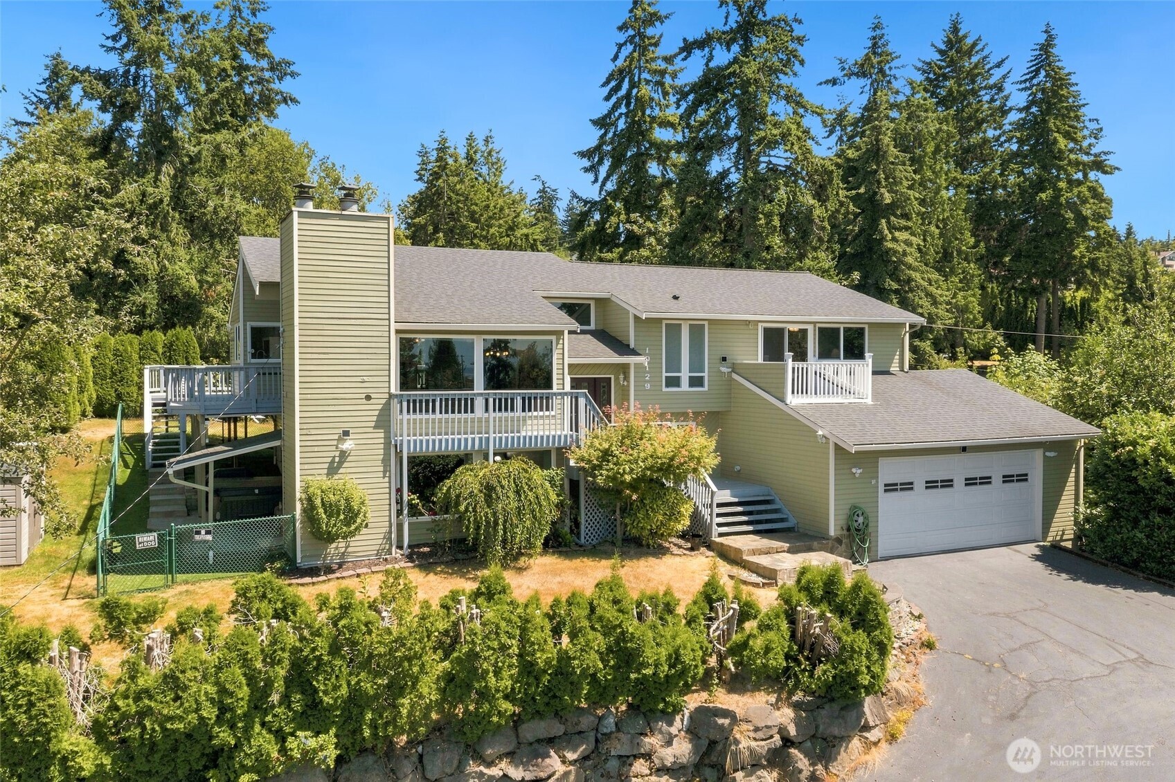 10129 63rd Place Property Photo 1