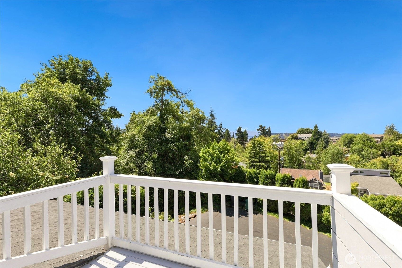 10129 63rd Place Property Photo 13