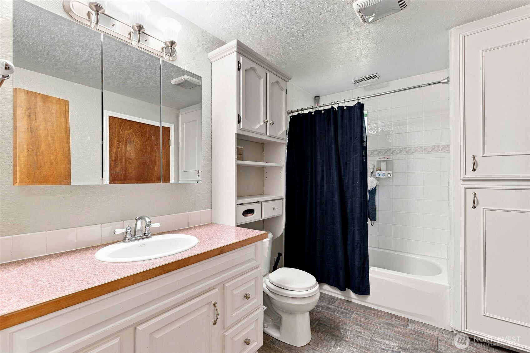 10129 63rd Place Property Photo 26