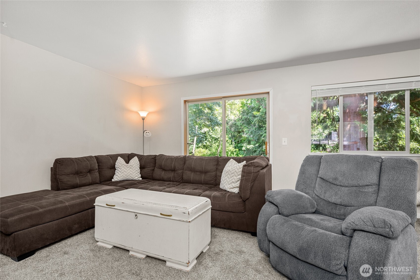 5984 Sunshine Drive Property Photo 6