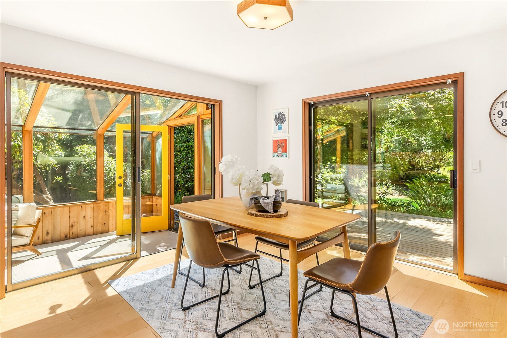 676 Park Avenue Property Photo 14