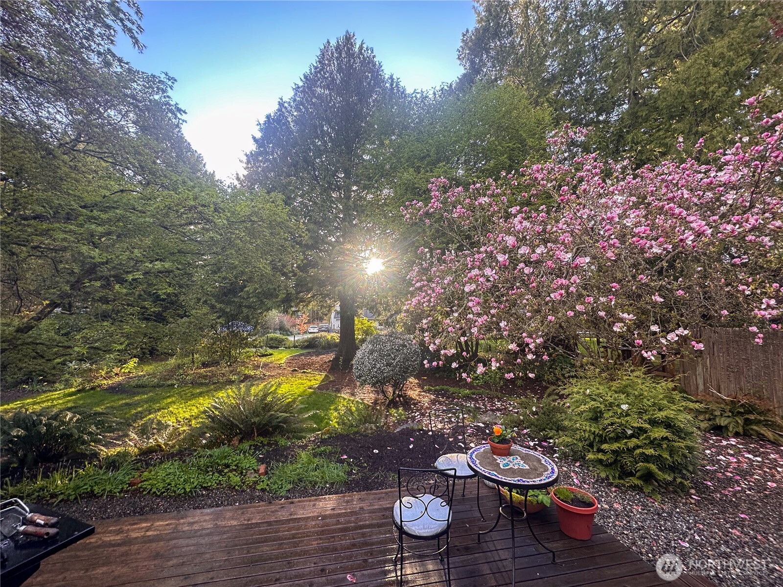 676 Park Avenue Property Photo 17
