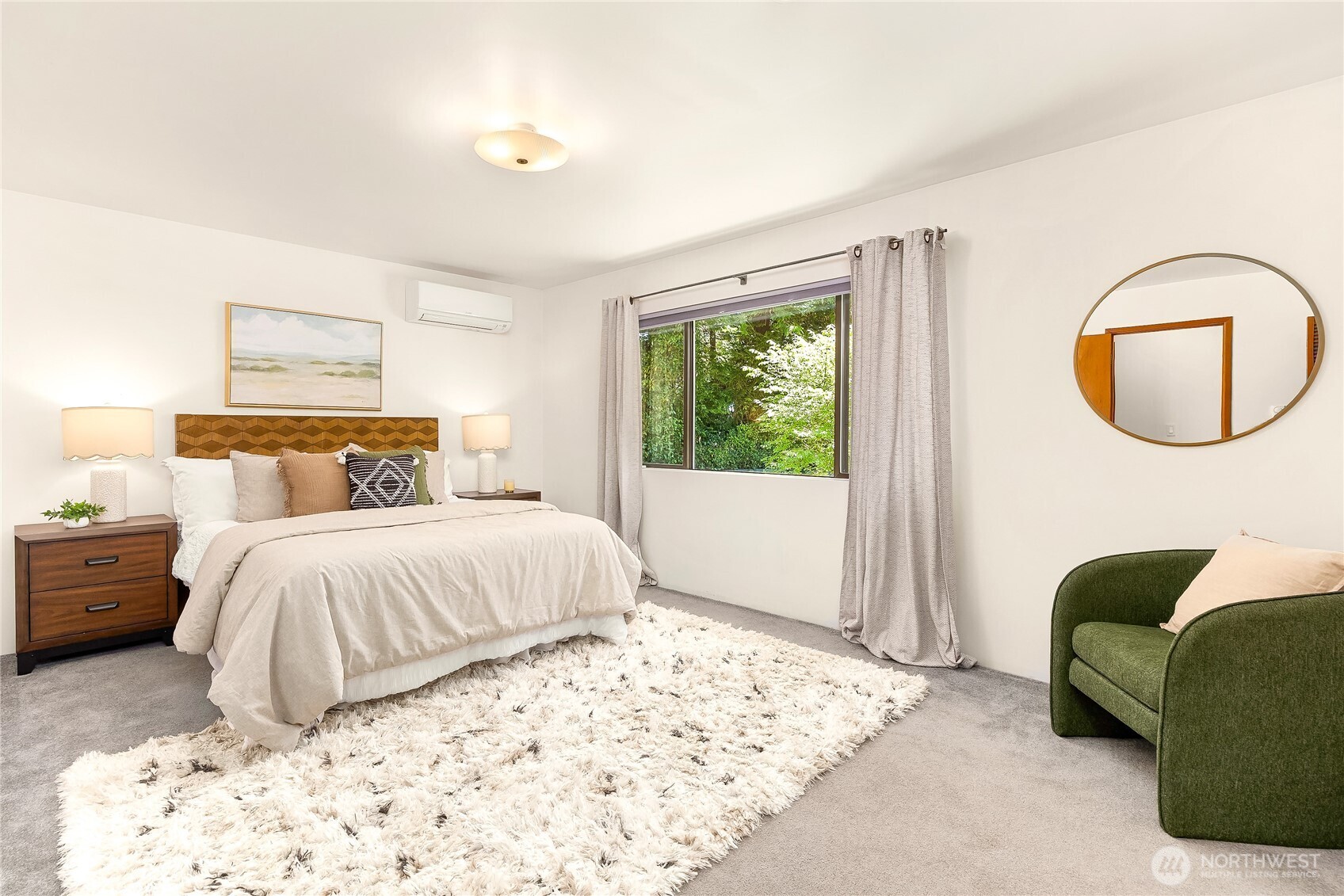 676 Park Avenue Property Photo 25