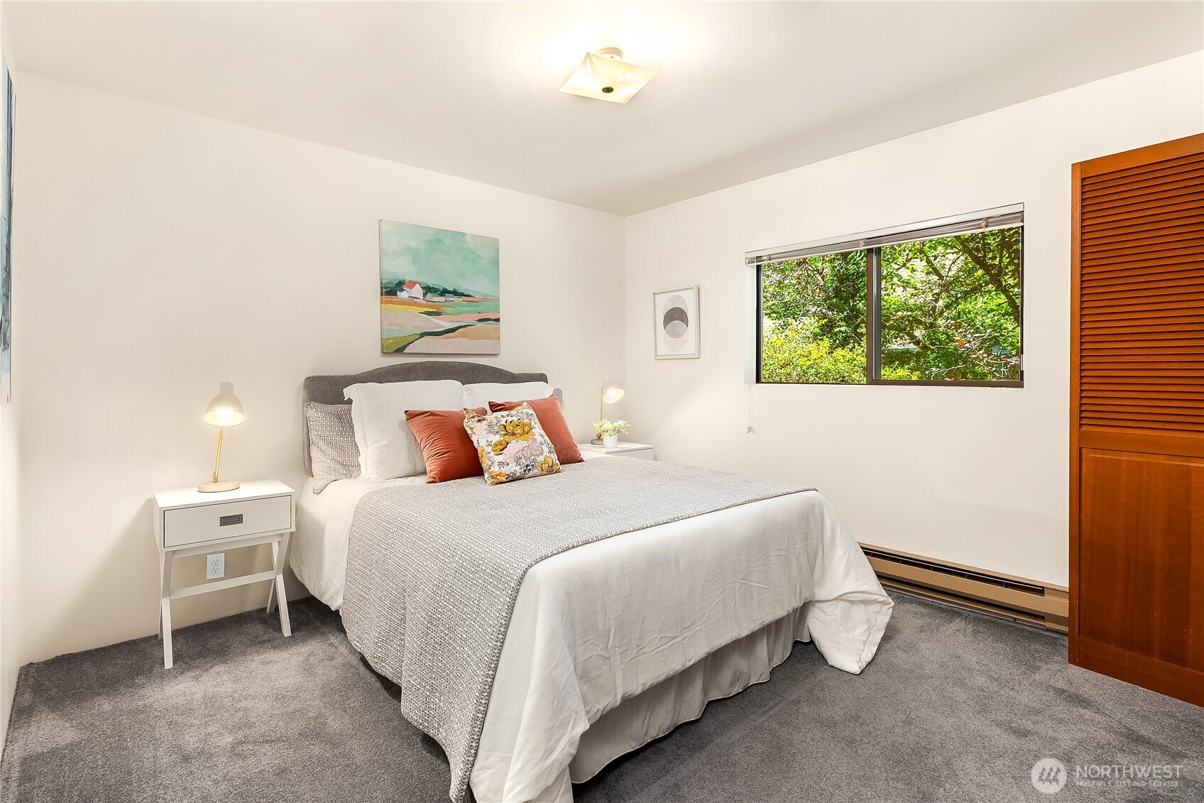 676 Park Avenue Property Photo 27