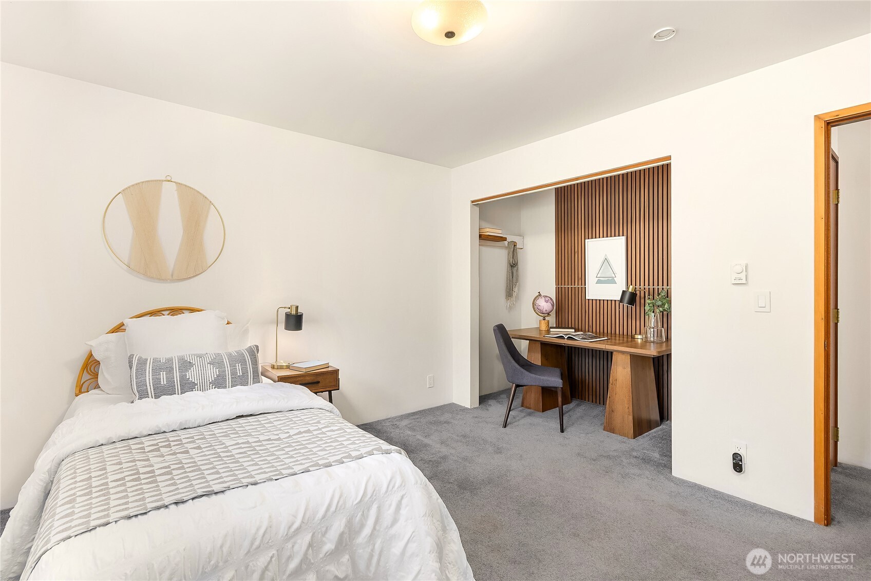 676 Park Avenue Property Photo 30