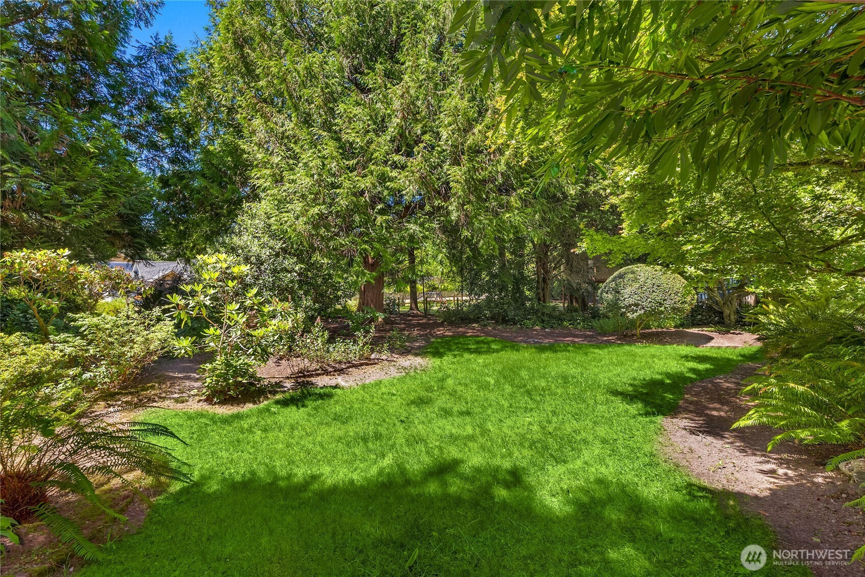 676 Park Avenue Property Photo 34