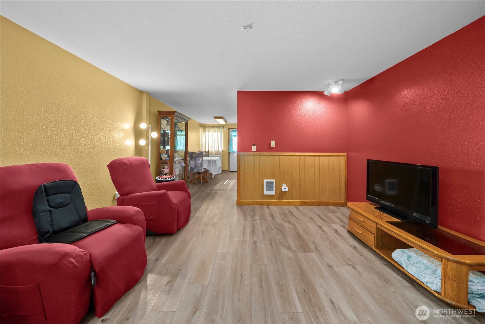 5616 99th Street Ct G Property Photo 4