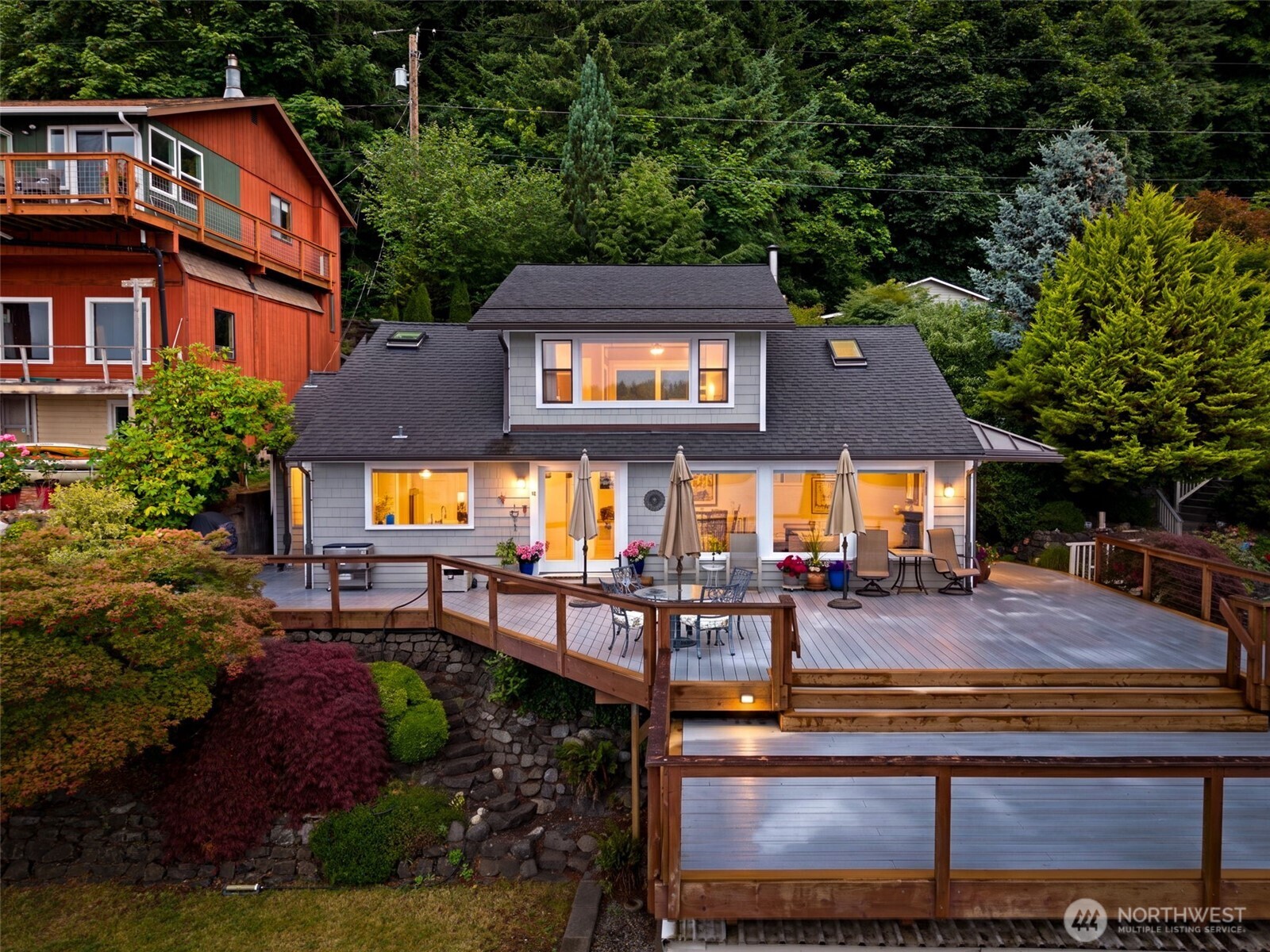 4923 Sunrise Beach Road Property Photo 6