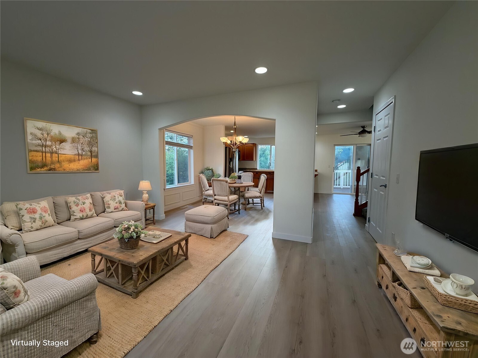 6731 37th Street Property Photo 2