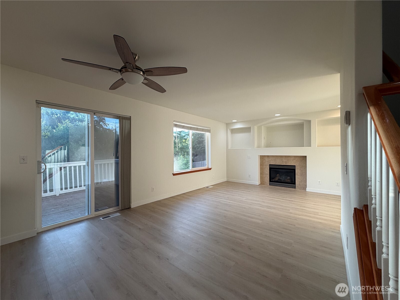6731 37th Street Property Photo 9