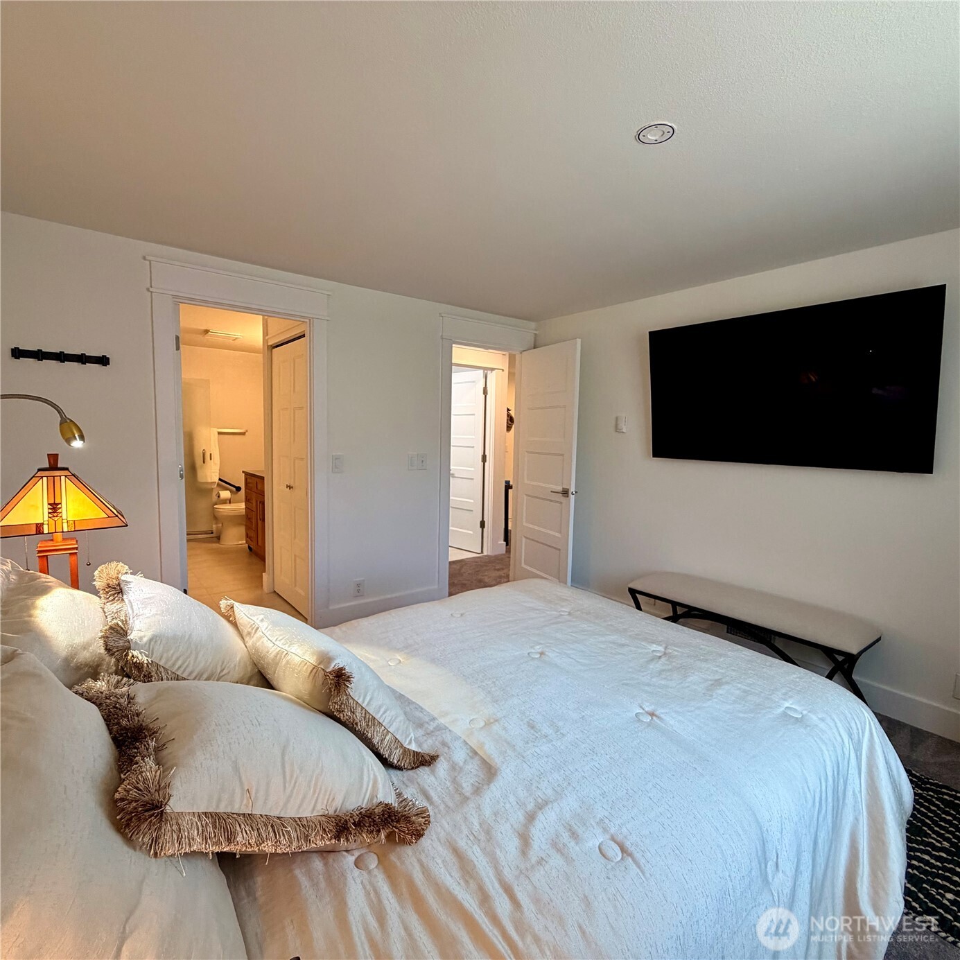 20161 Viking Crest Loop 5-205 Property Photo 16