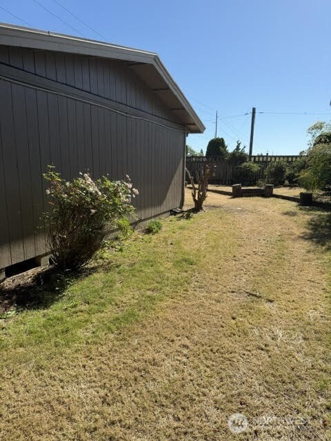 5702 N 14th Street Property Photo 3