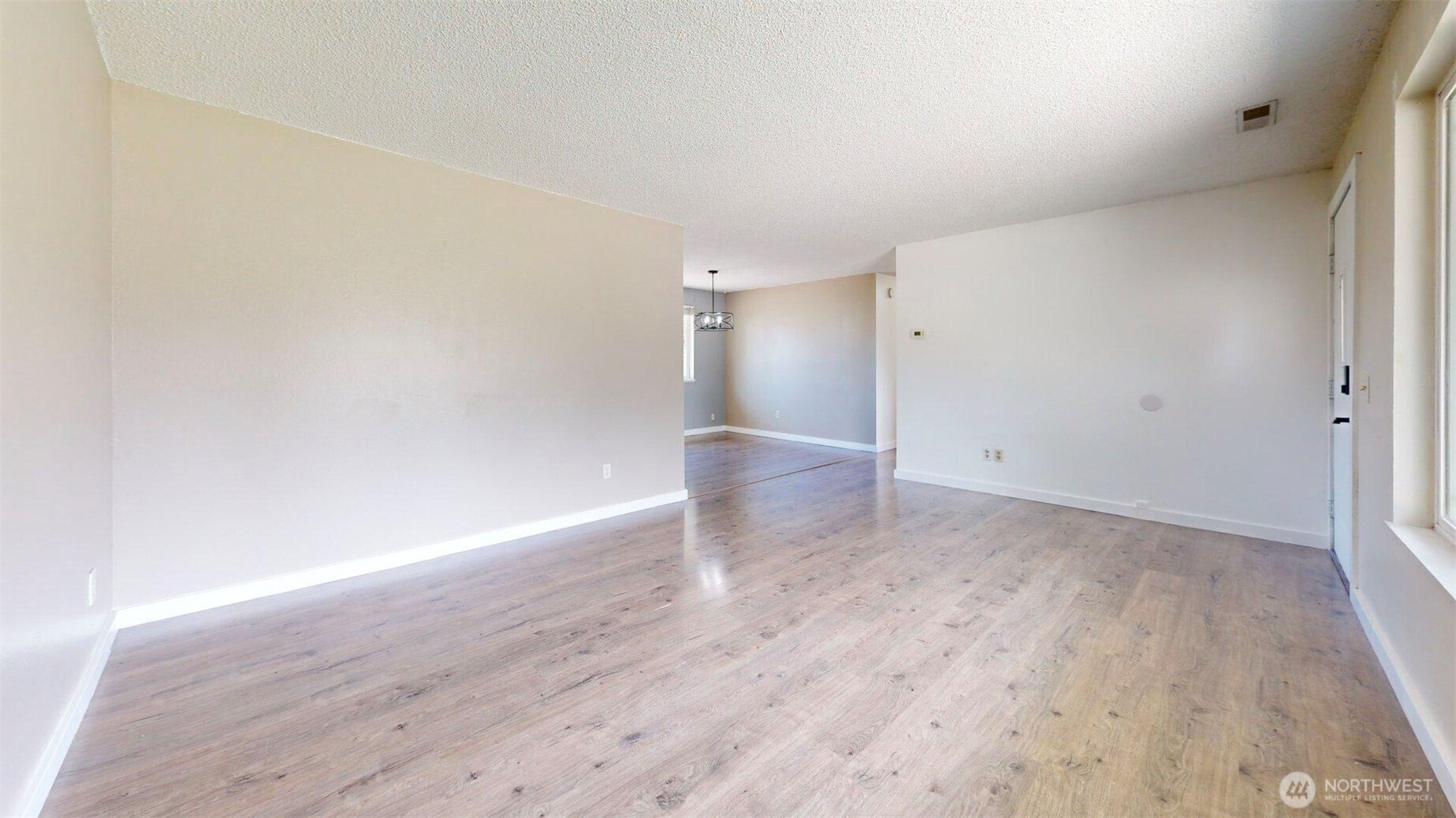 733 Ridge Place Property Photo 12