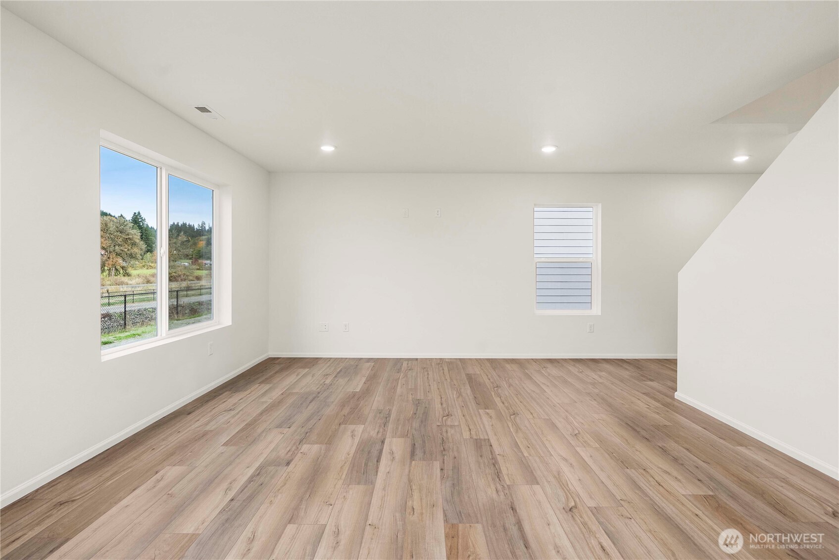 1424 Salzer Creek Loop Property Photo 12