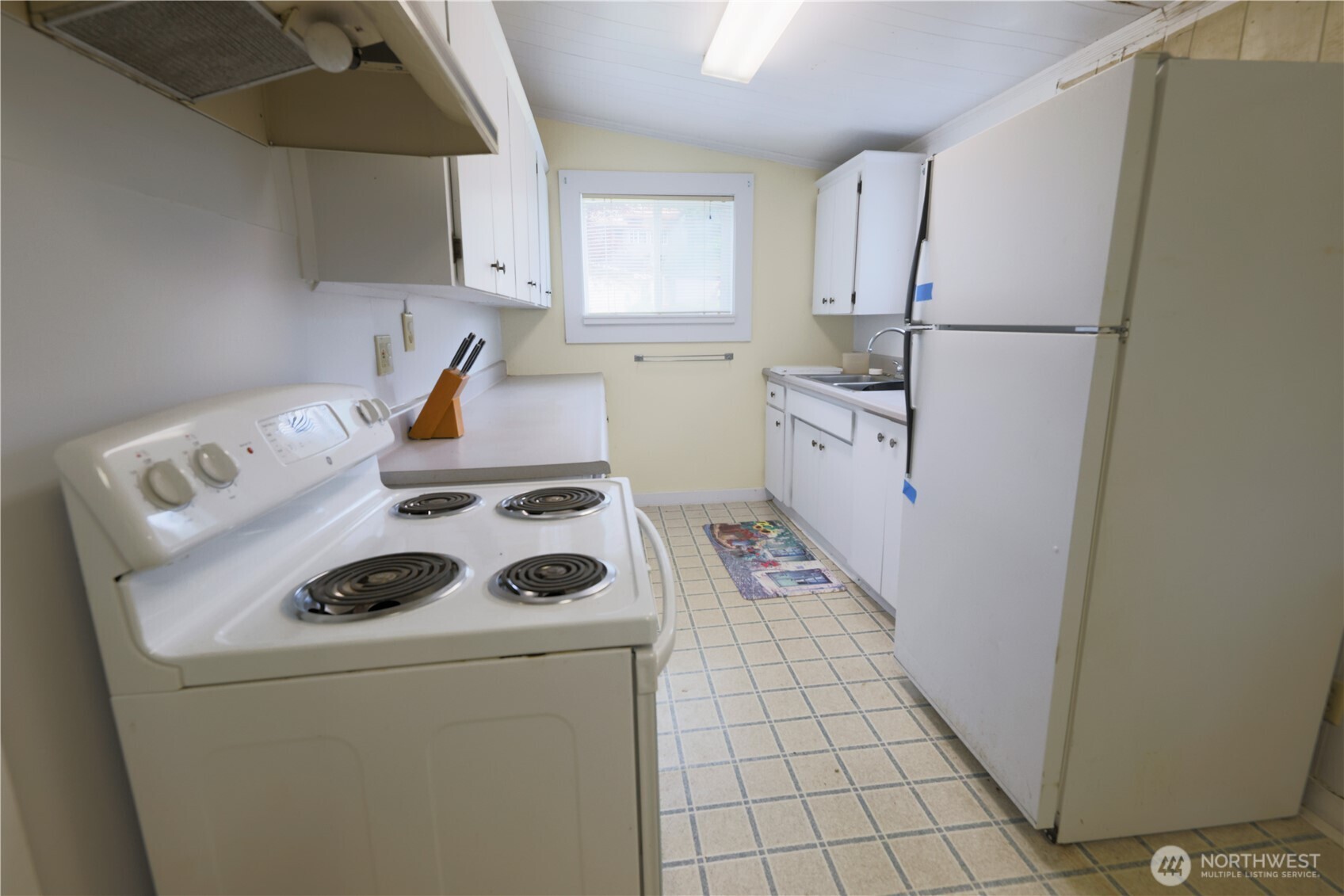 81 Hunt Road Property Photo 10
