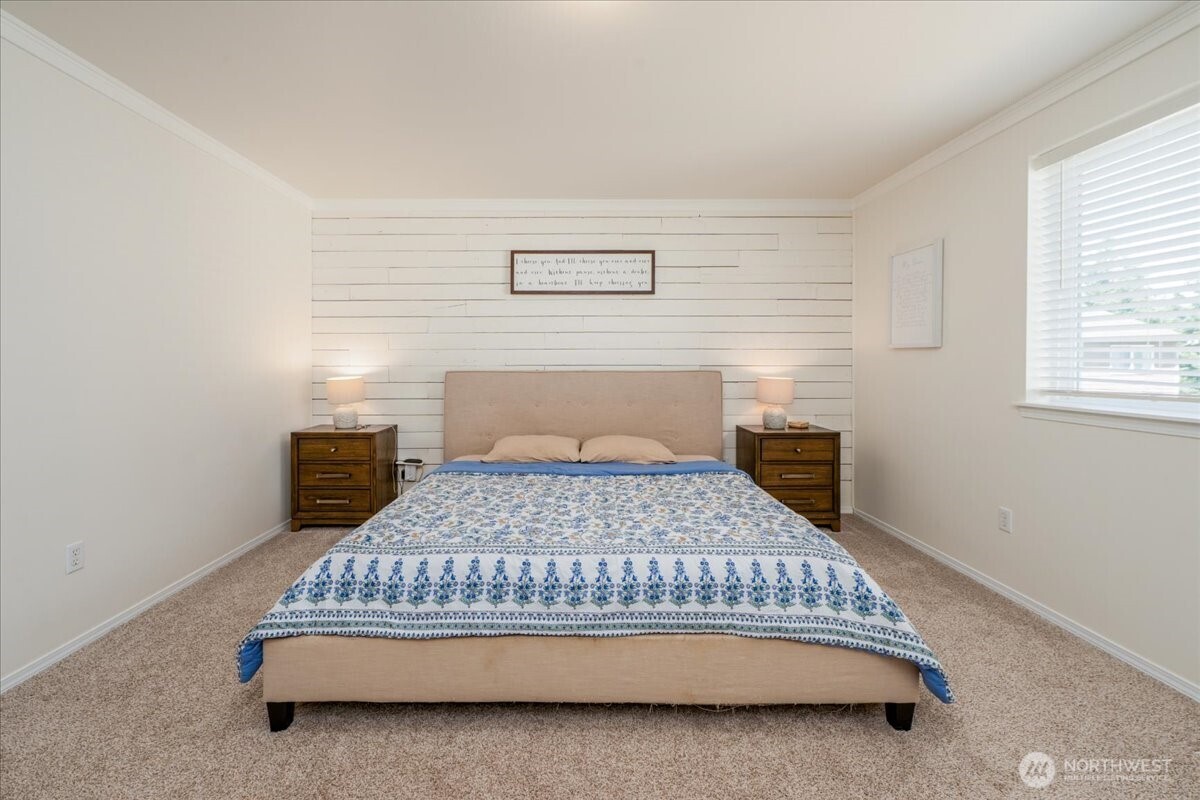 2313 171st Street Property Photo 12