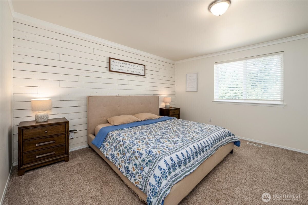 2313 171st Street Property Photo 13