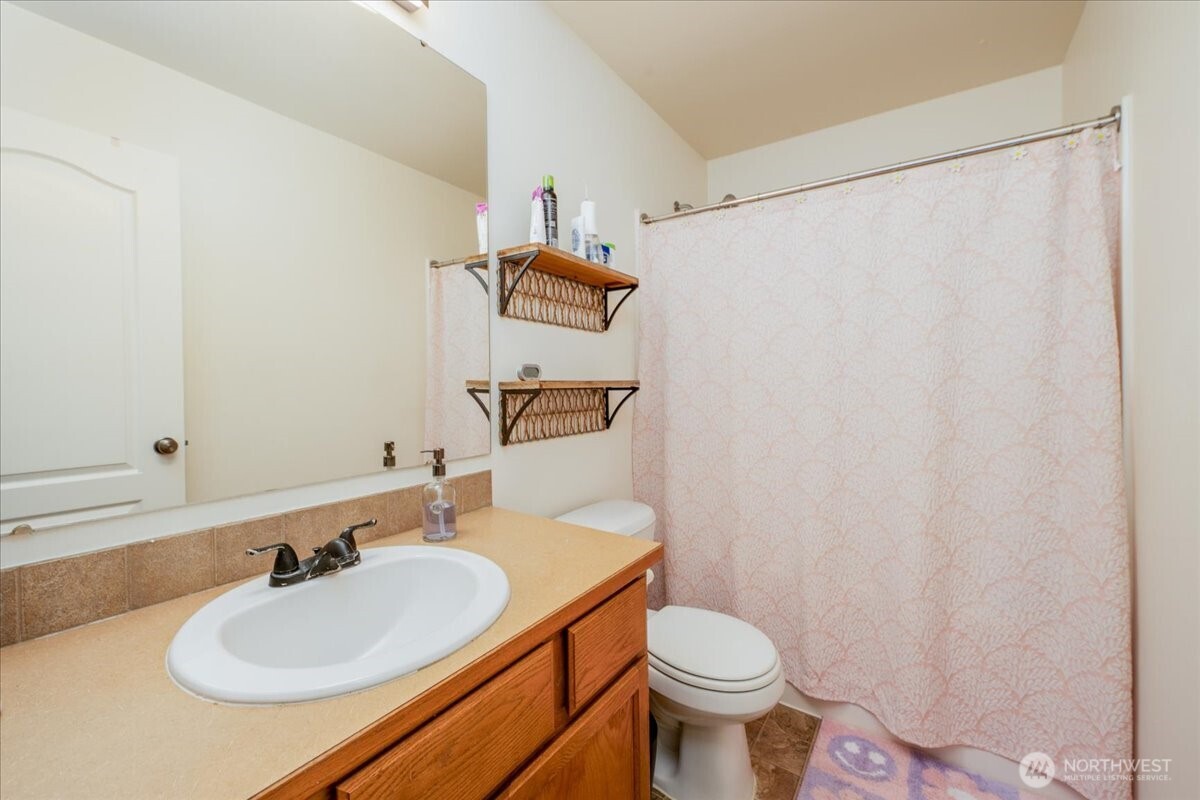 2313 171st Street Property Photo 19
