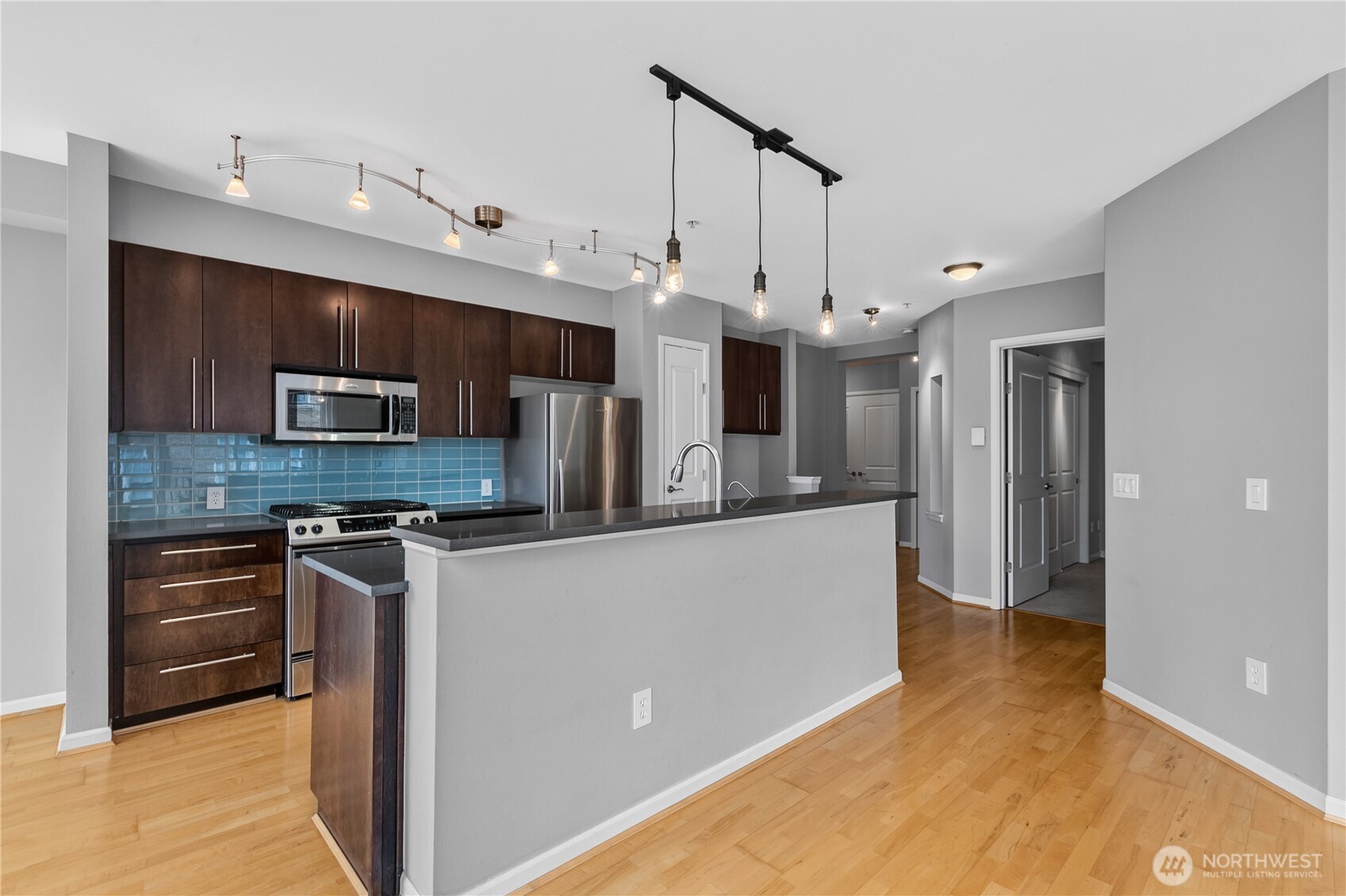 124 Bellevue Avenue 601 Property Photo 12