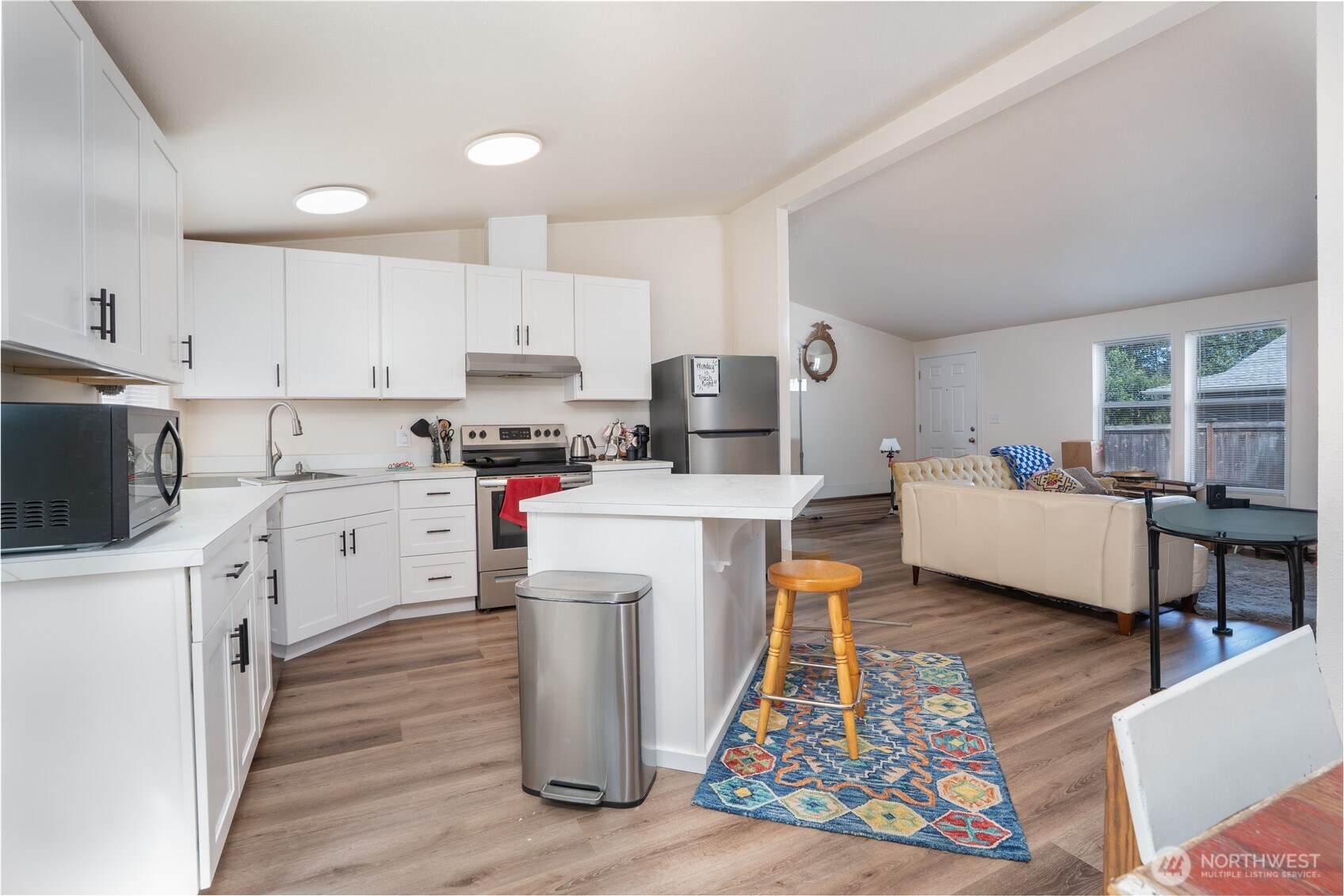 1402 103rd Street Property Photo 6
