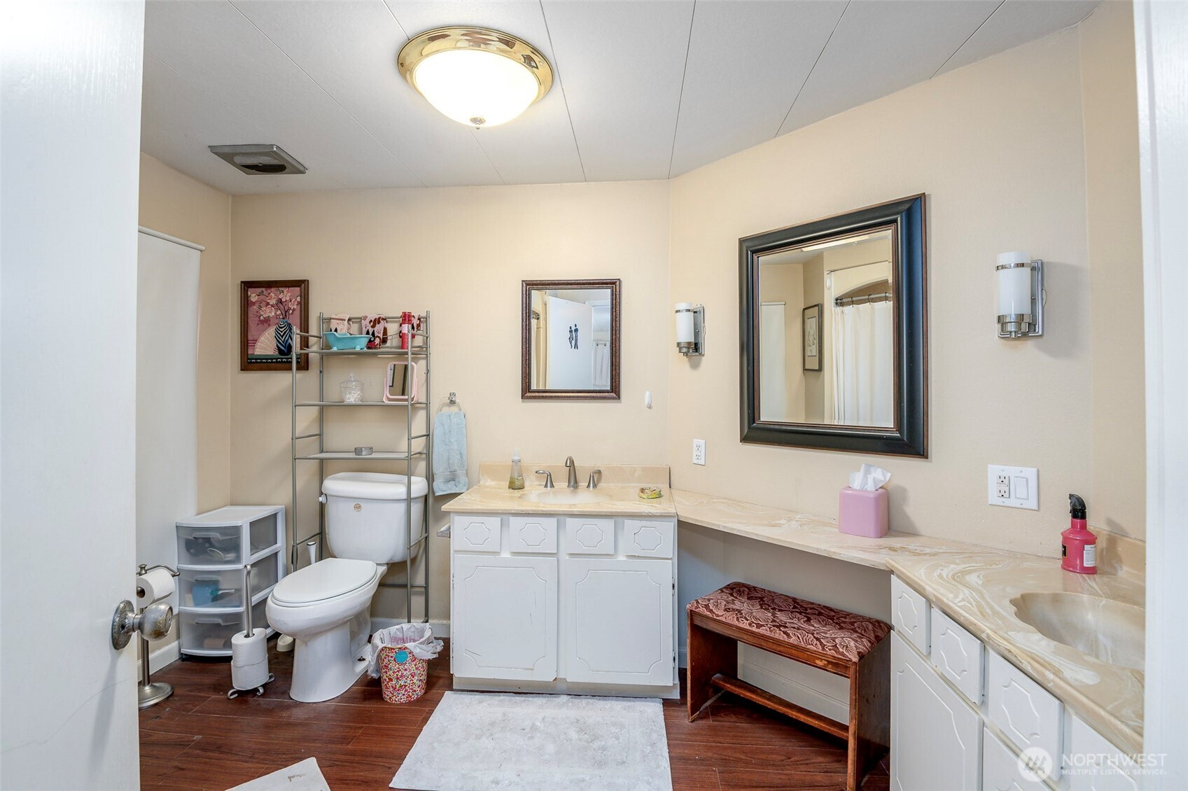 210 37th Street 100 Property Photo 19