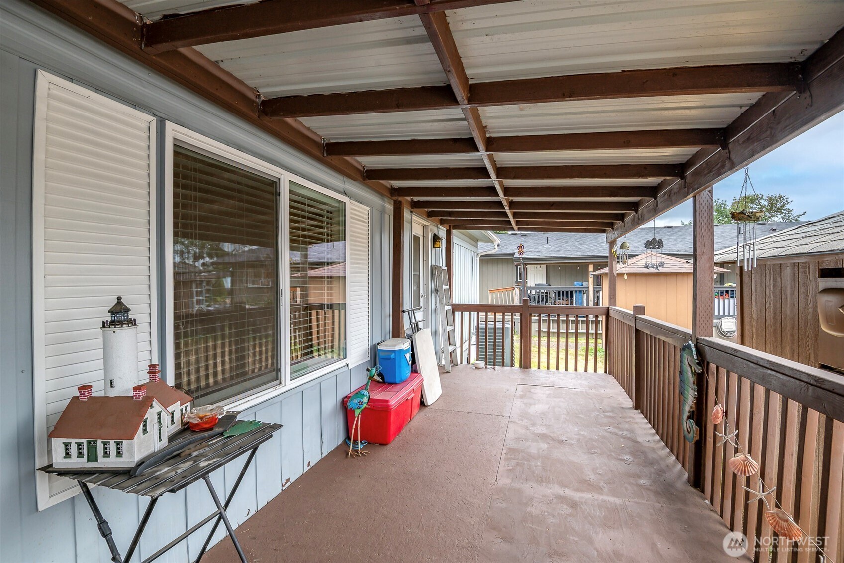 210 37th Street 100 Property Photo 25