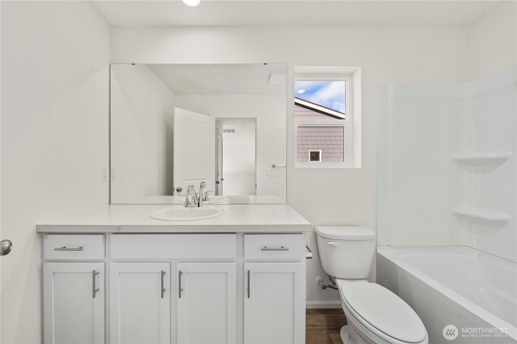 1354 Salzer Creek Loop Property Photo 12
