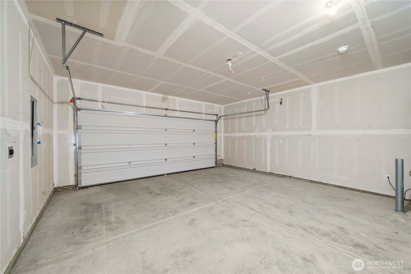 1354 Salzer Creek Loop Property Photo 20