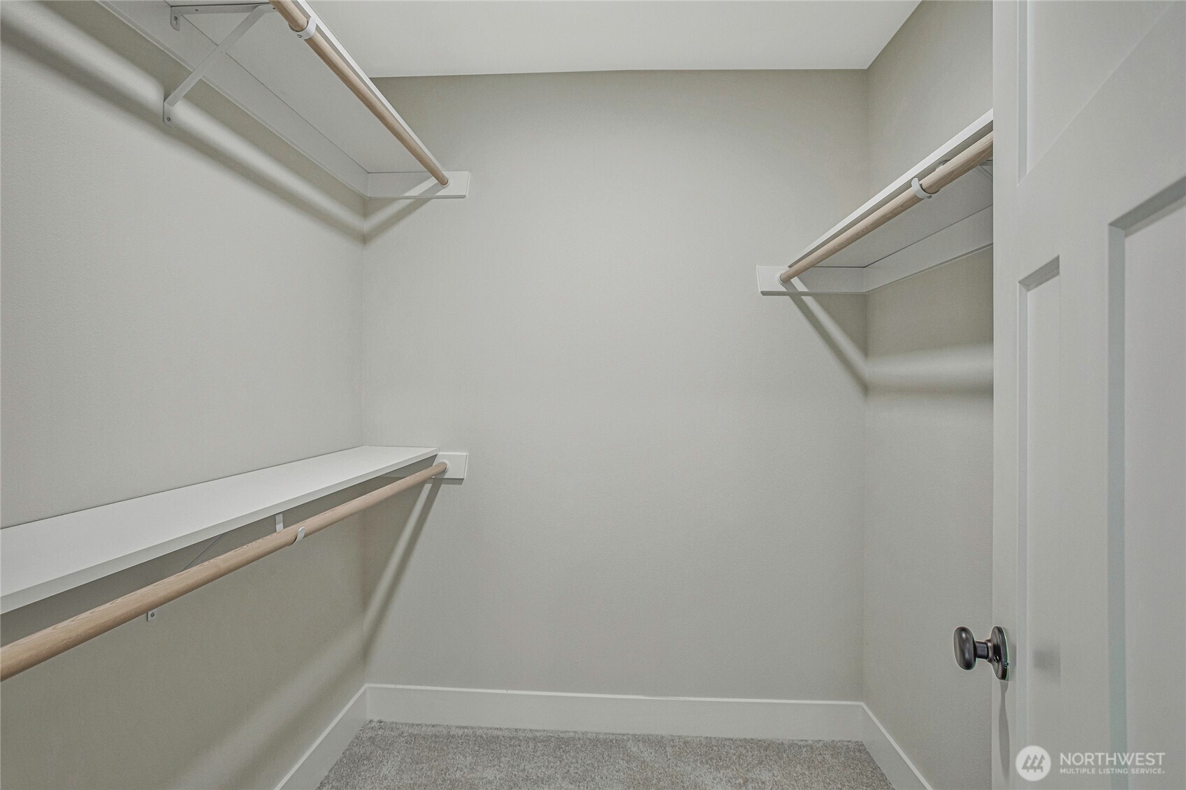 1404 E 51st Street Property Photo 12