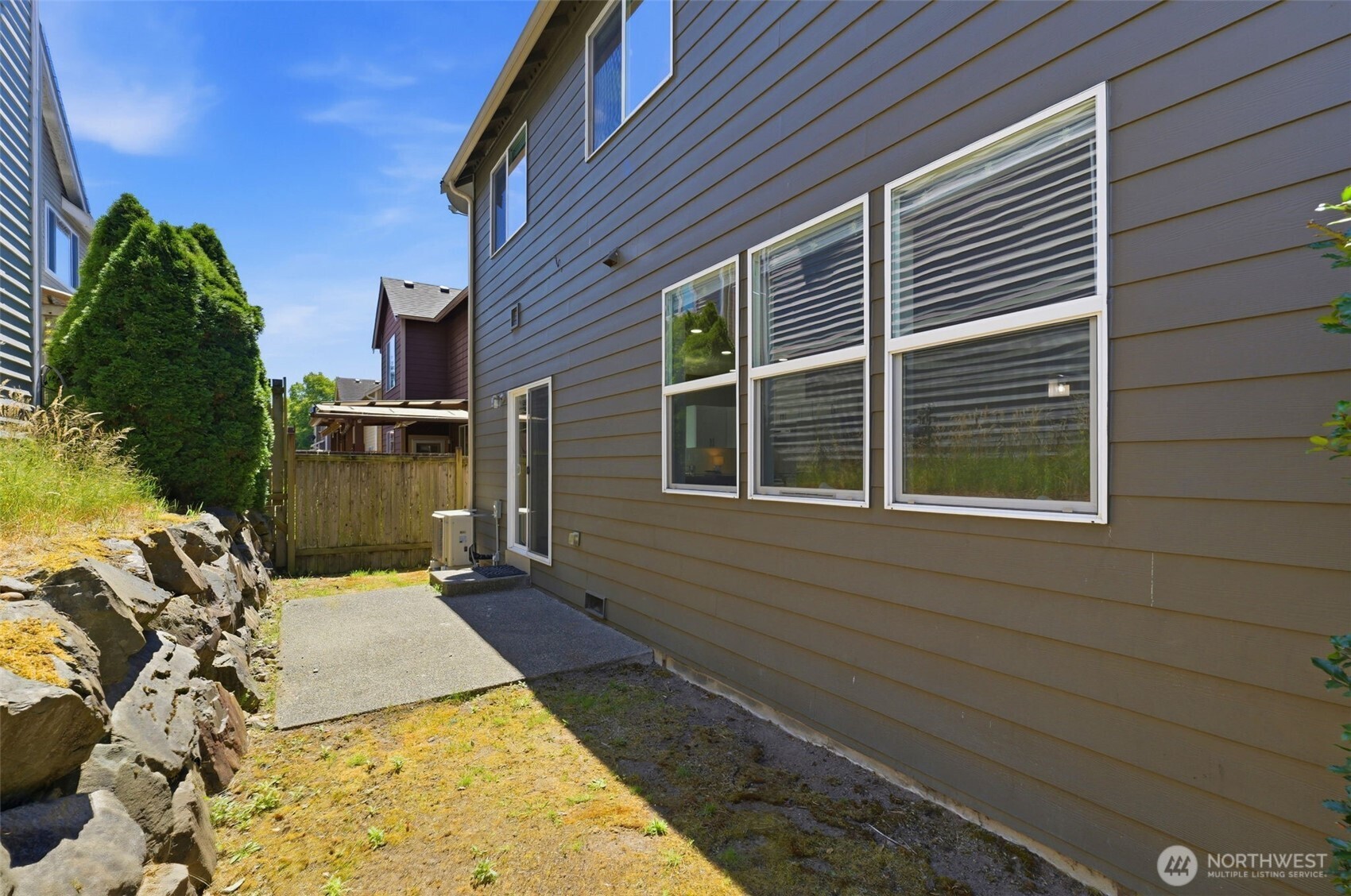19215 25th Avenue Property Photo 37