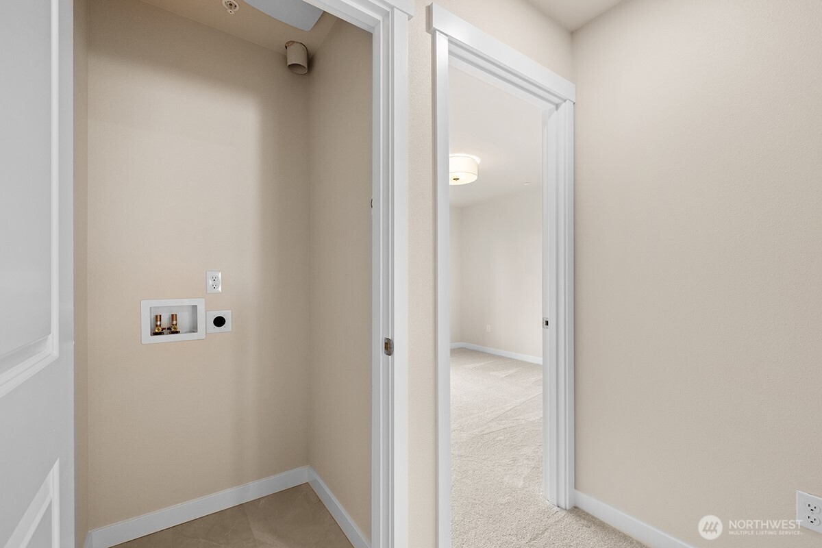16823 Alder Way H3 Property Photo 27