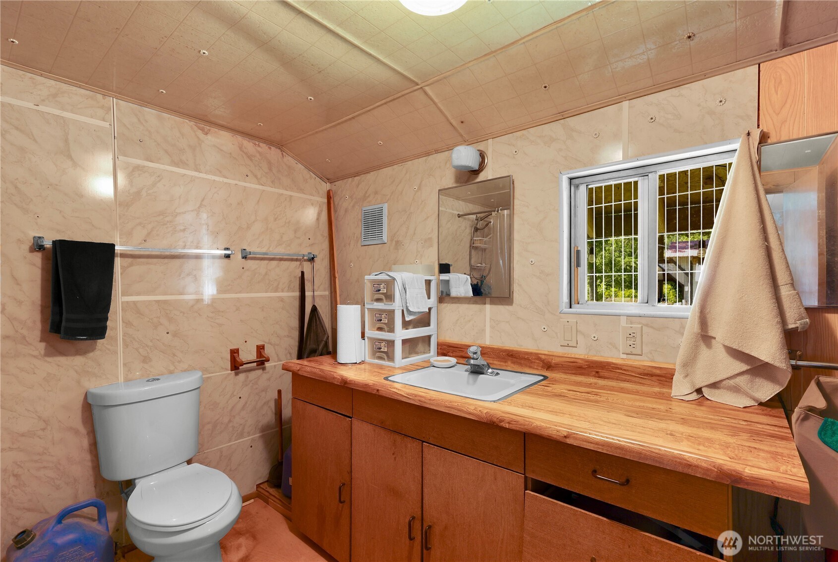 59365 State Route 20 Property Photo 12