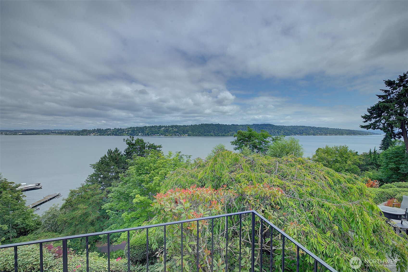 14820 39th Avenue Property Photo 5