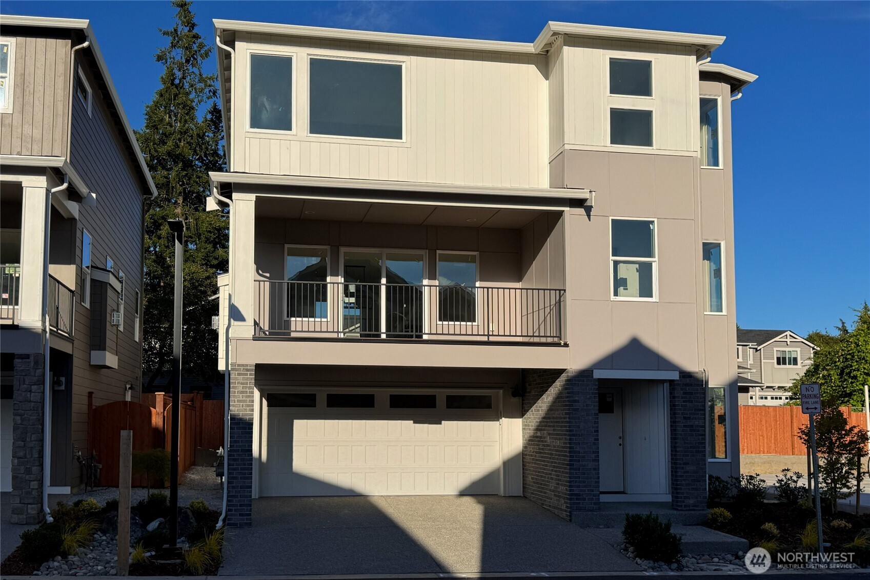 22005 81st Place Property Photo 1