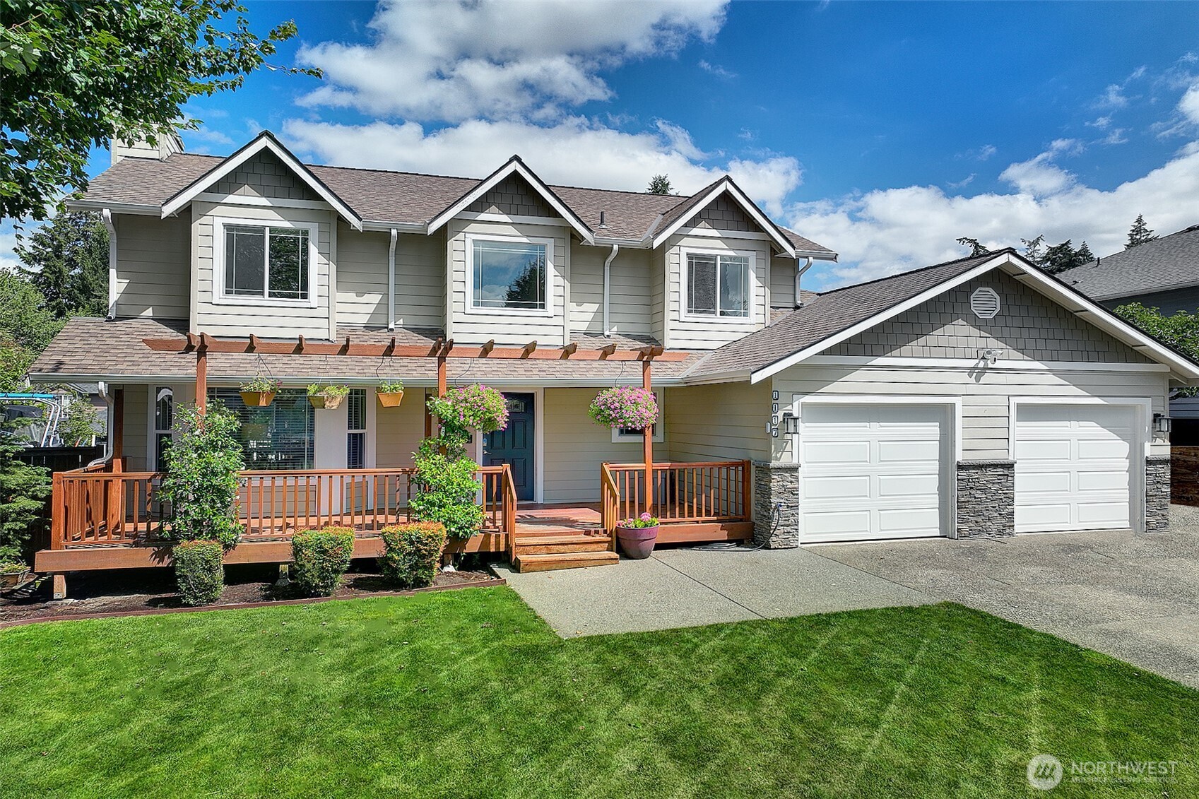 1117 24th Avenue Property Photo 1