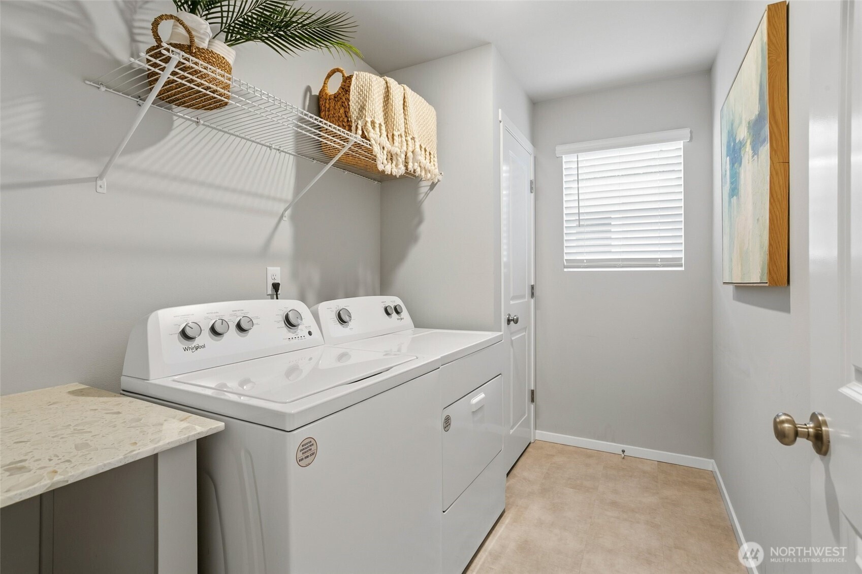 4355 Savannah Loop Property Photo 19