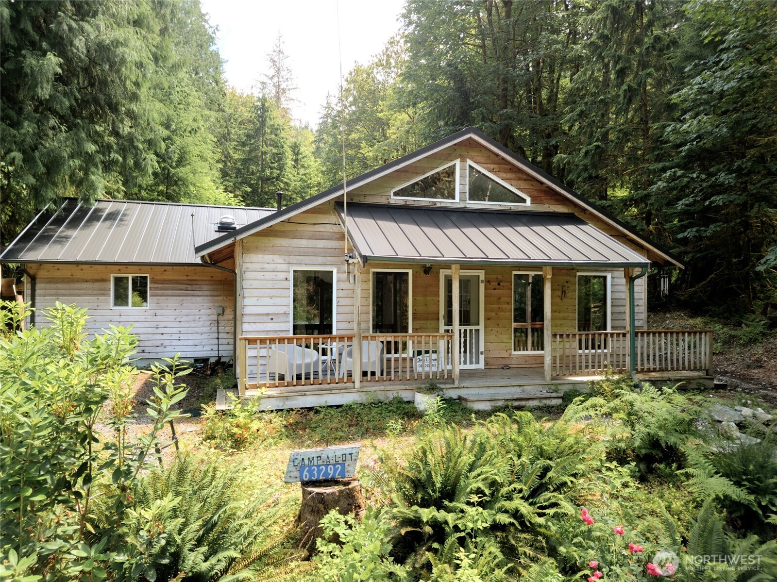 63292 W Ross Place Property Photo 3