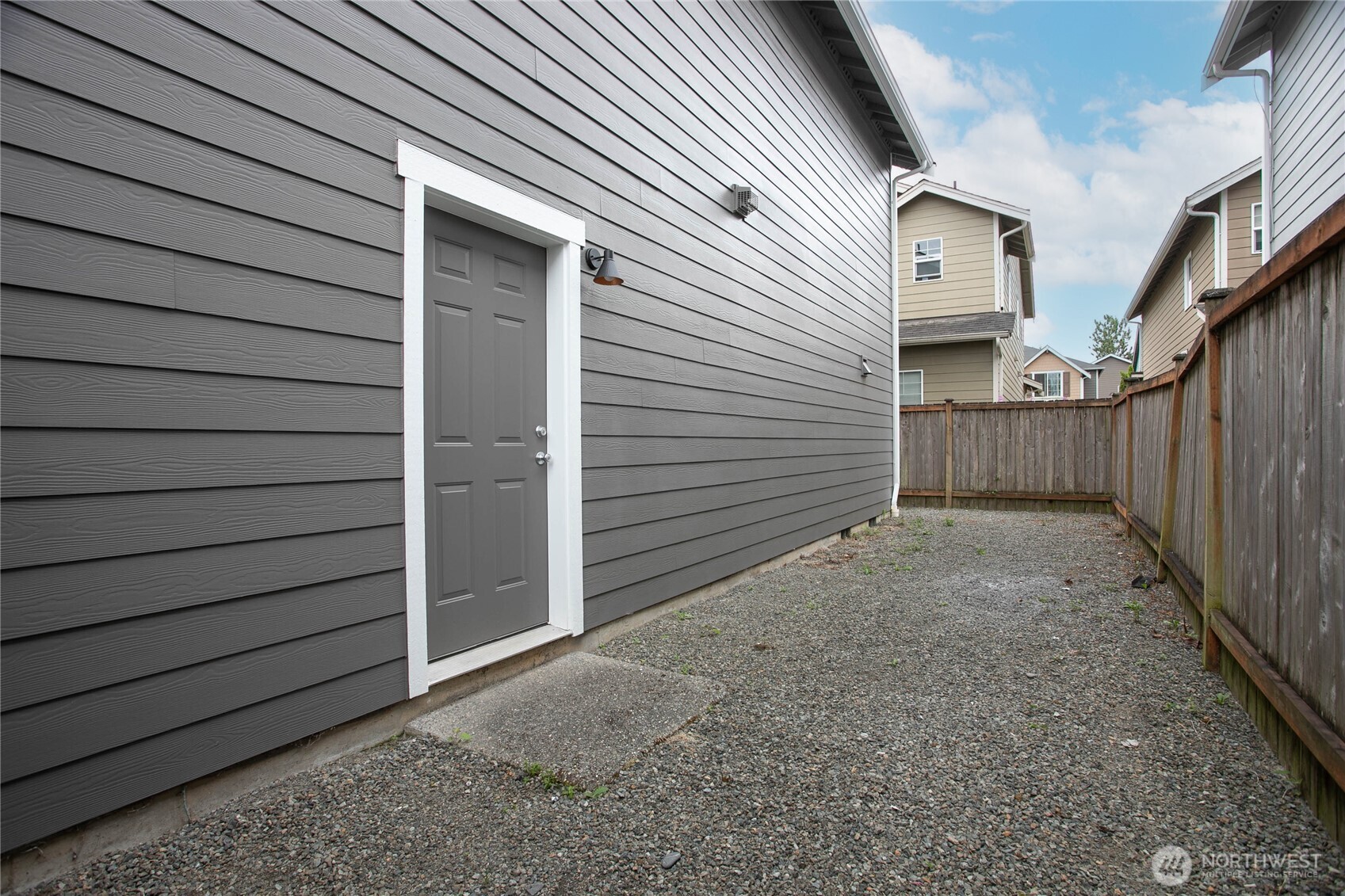 9926 2nd Place Property Photo 37