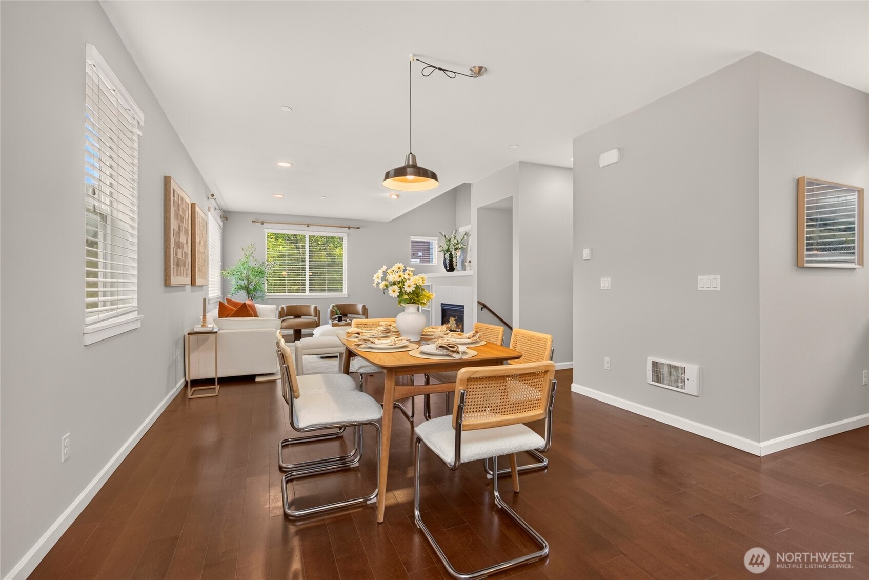 868 3rd Avenue Property Photo 11