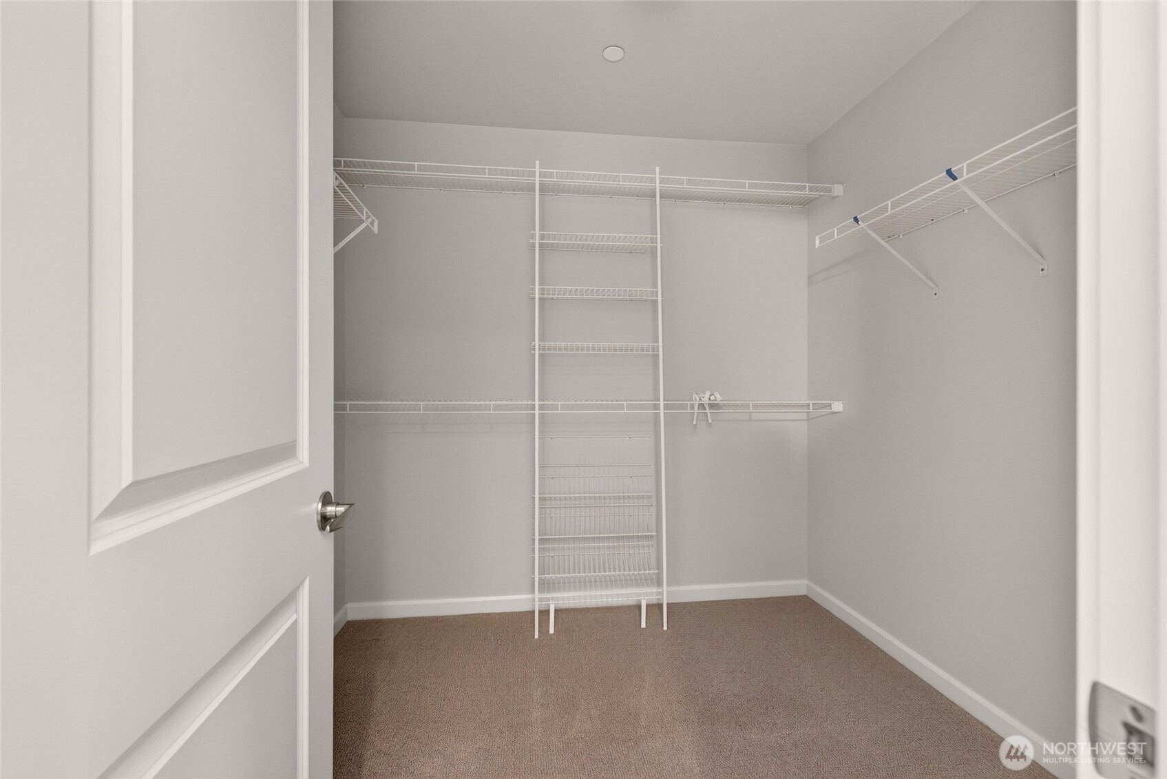 868 3rd Avenue Property Photo 24