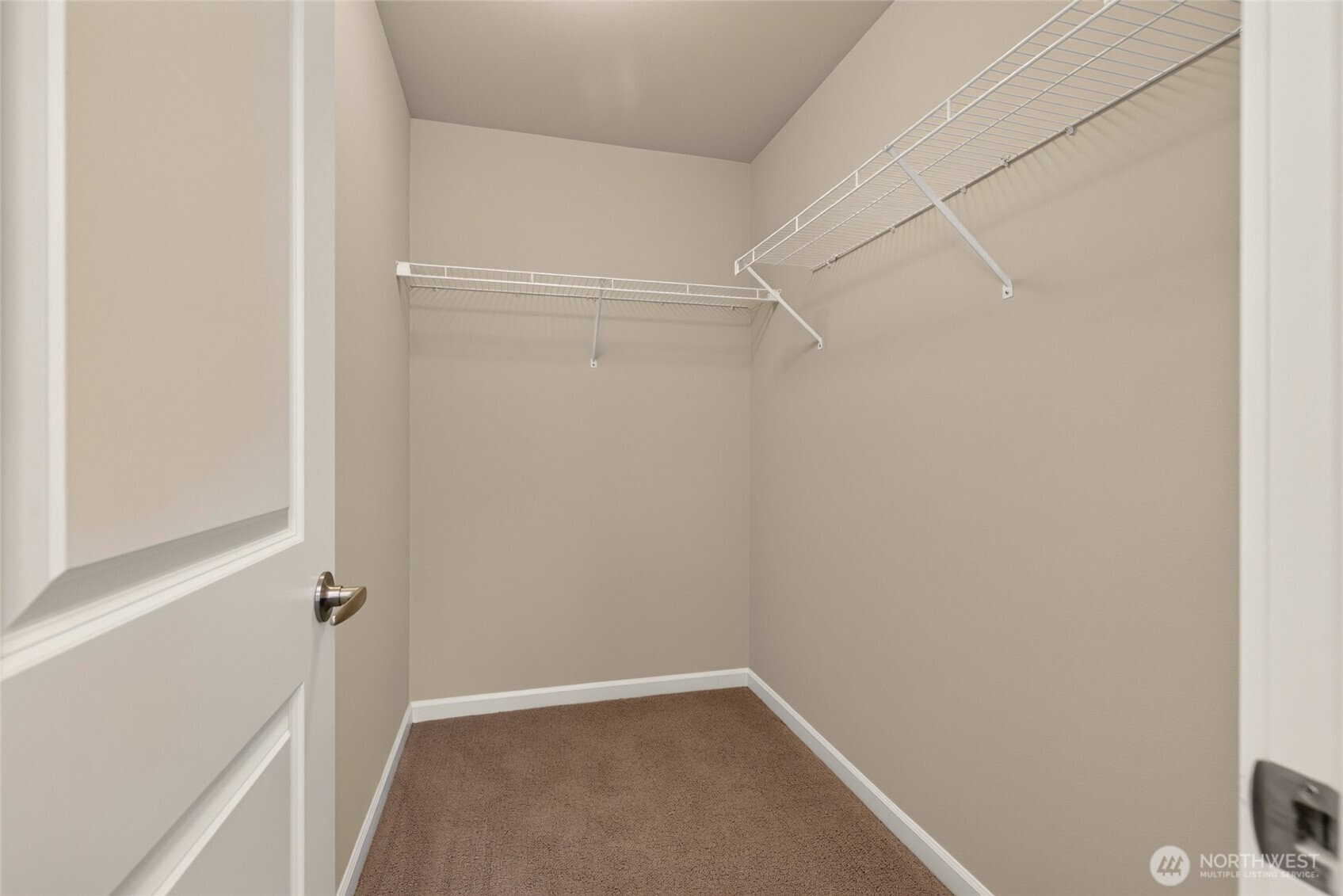 868 3rd Avenue Property Photo 26