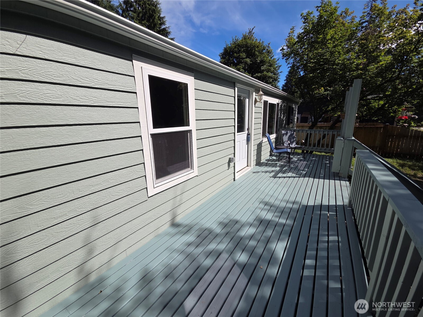 482 Hilltop Drive Property Photo 2