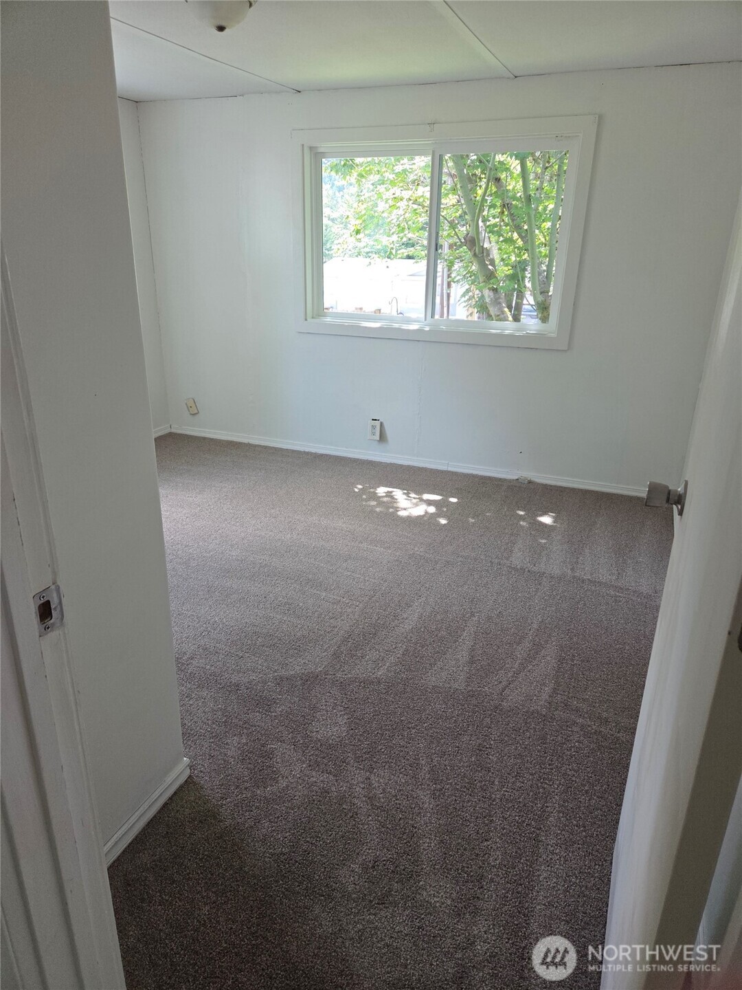 482 Hilltop Drive Property Photo 19